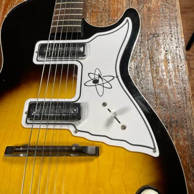 1960s Harmony H46 Stratotone "Mars" Electric Guitar Sunburst image 16
