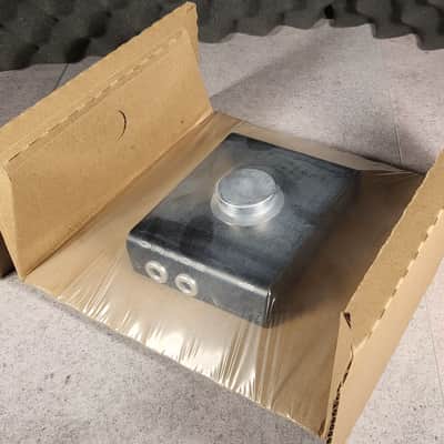 Grace Design M900 Portable Headphone Amp / DAC Converter - MINT image 6
