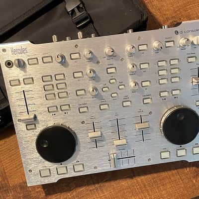 Hercules DJ Console RMX controller w/case — Free Shipping! image 6