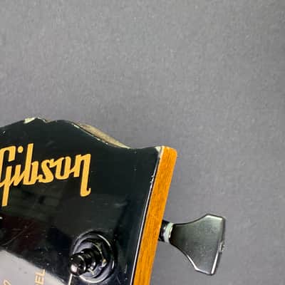Gibson Les Paul Studio Deluxe III 2015 - Honeyburst image 12