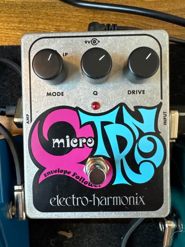 Electro-Harmonix Micro Q-Tron Envelope Filter 2006 - Present Silver / Black / Blue