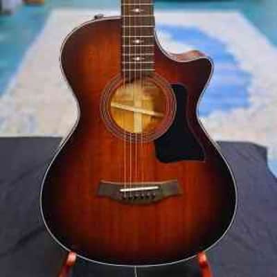 Taylor 322E 2019 - acajou massif image 1