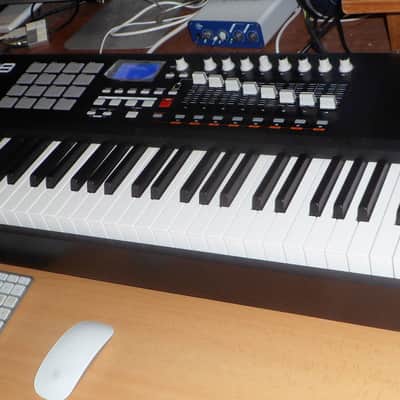Akai MPK 88 Black image 1