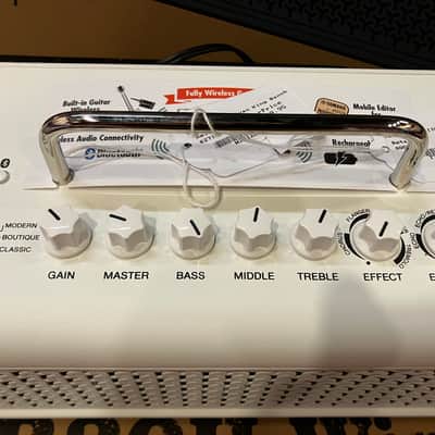 Yamaha THR30II WL Wireless 30-Watt Modeling Guitar Amp Combo White image 3