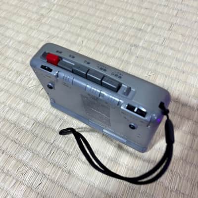 AIWA TP-S70 Portable Cassette Recorder image 3