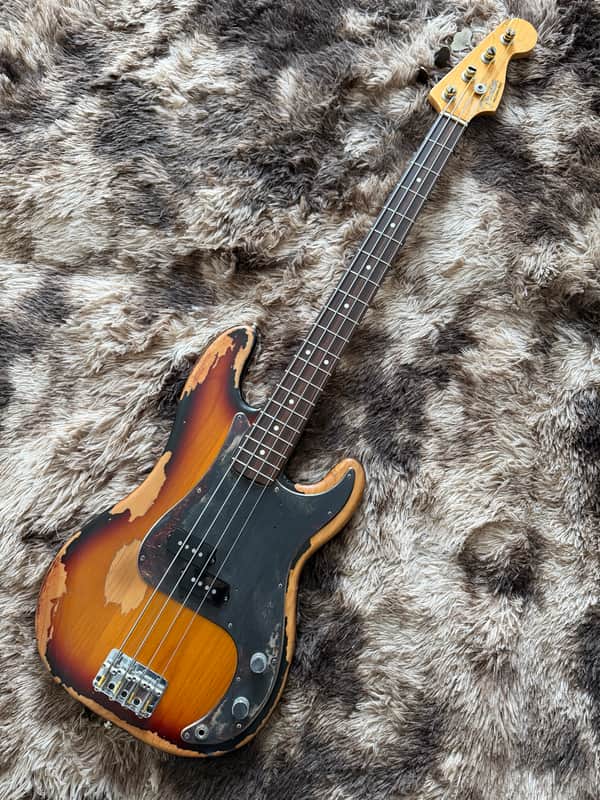 ベース Fender America Vintage 62 Precision Bass Fender American Vintage '62 Precision Bass 1990s | Reverb