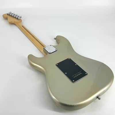 1979 Fender 25th Anniversary American Stratocaster – Silver image 3