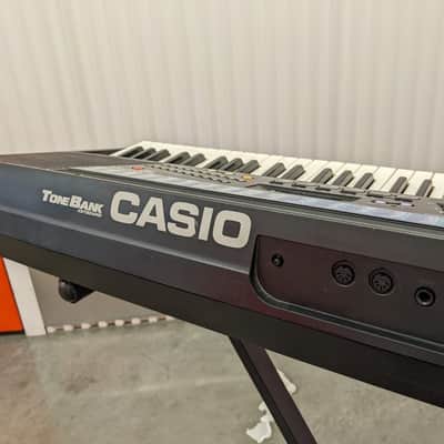 Vintage Casio CT-700 Keyboard image 2
