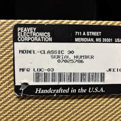 Peavey Classic 30 2-Channel 30-Watt 1x12" Guitar Combo 1994 image 8