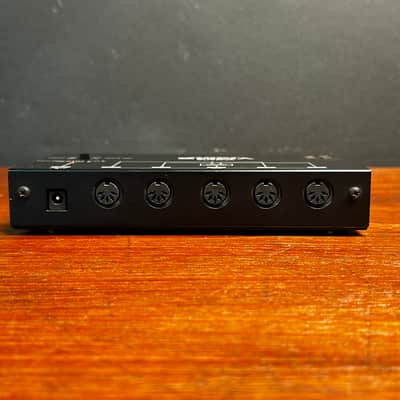 Yamaha YMM2 Midi Merge Box w/ AC Adapter - Rare 80's Vintage - F176 image 9