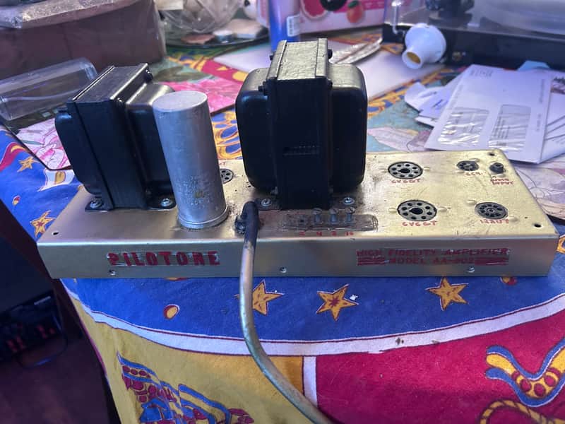 Pilotone High Fidelity Amplifier model: AA-902 1953 - Gold image 1