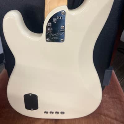 2017 USA Fender American Elite Precision Bass Guitar RW OWT With Original Case image 8