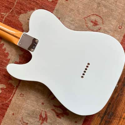 Fender Vintera '50s Telecaster Maple Sonic Blue image 4
