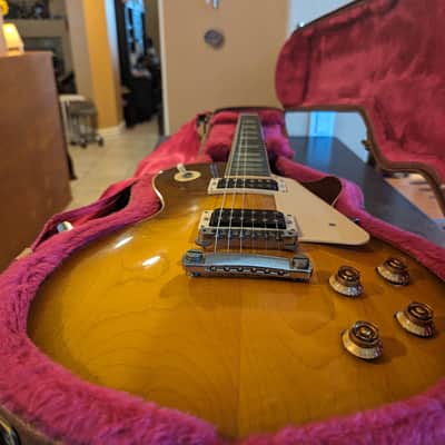 Gibson Les Paul Classic 2000 - Honey Burst image 2