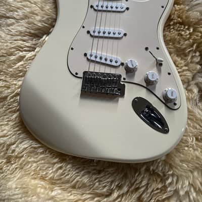 2003 Fender Standard Stratocaster MIM - Arctic White Made in Mexico Strat Excellent Condition image 4