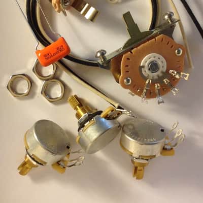 Wiring Harness Kit for Stratocaster CTS Oak Switchcraft .047uf Sprague 225P image 1