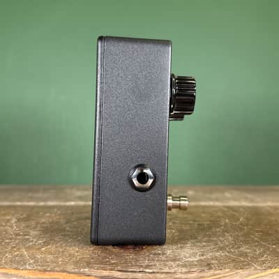 JHS Overdrive / Preamp 2022 - Present - Black / Yellow image 4
