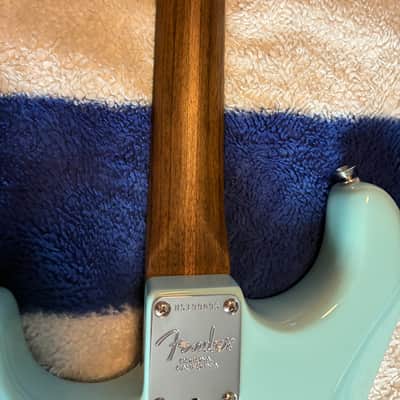 Fender Limited Edition American Professional Stratocaster with Rosewood Neck 2017 - Daphne Blue image 11