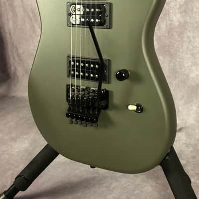 Wayne Guitars (Formerly Charvel) Super Strat Est 2000 - Flat Green image 4