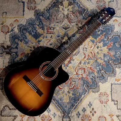 Ortega DSSUITE-C/E - Nylon String Classical Cutaway AE - Tasting Room Series - Distressed Burst