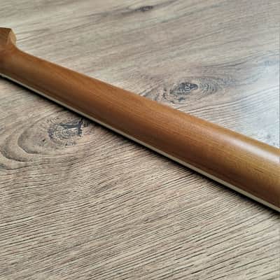 Stratocaster Compatible Rosewood and Roasted Maple Guitar Neck 70s Large Headstock with Pearl Inlays image 24