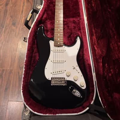 Fender Jimi Hendrix Voodoo Stratocaster with Rosewood Fretboard 1997 - 2000 - Black image 1