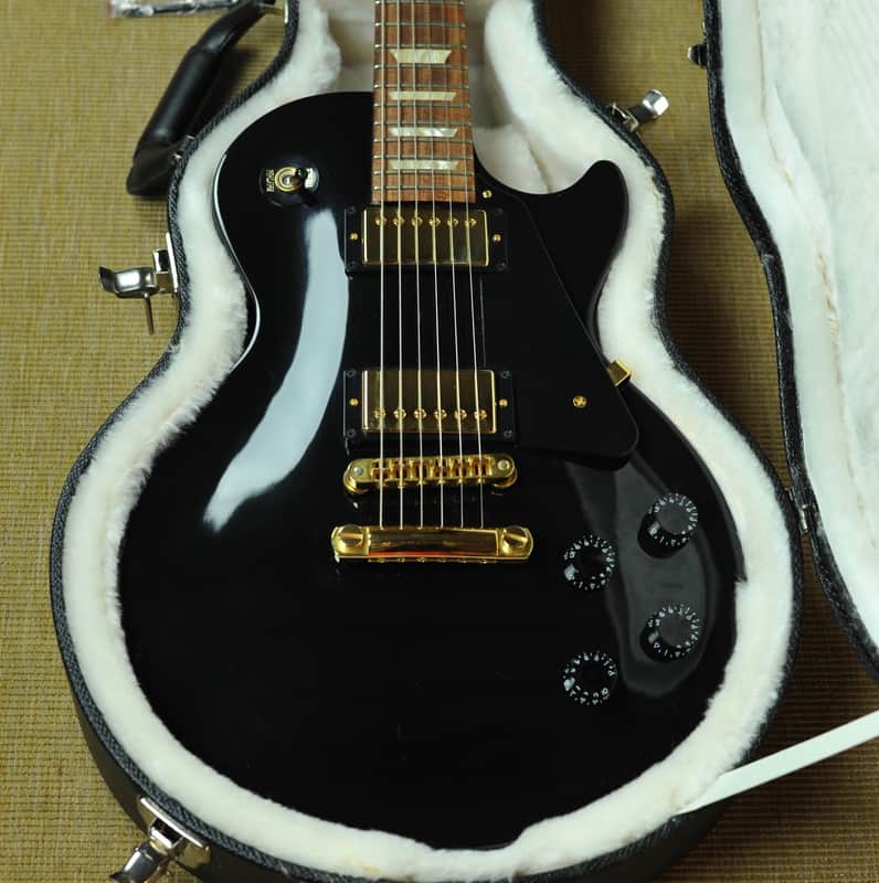 Gibson Les Paul Studio 2012 - Ebony Black with Gold Hardware image 1