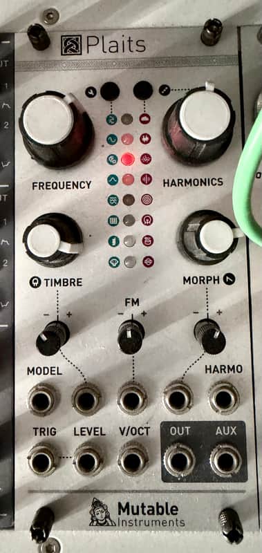 Mutable Instruments Plaits Macro-Oscillator | Reverb France Mutable Instruments Plaits Macro-Oscillator | Reverb France
