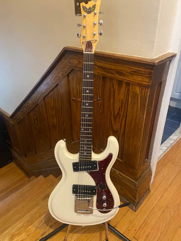 Raven Univox Hi Flier Phase 1 60s-70s - White image 1
