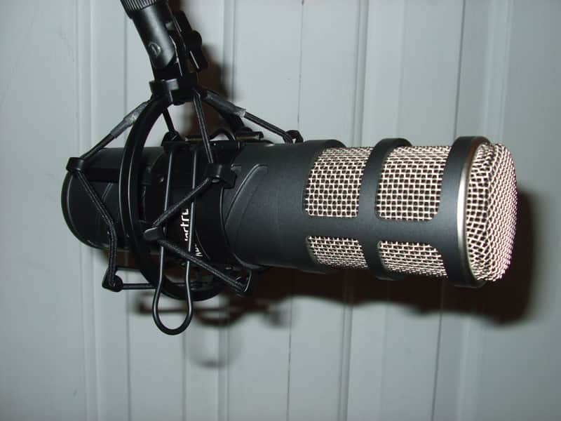 RODE Procaster Cardioid Dynamic Broadcast Microphone 2009 - Present - Black image 1