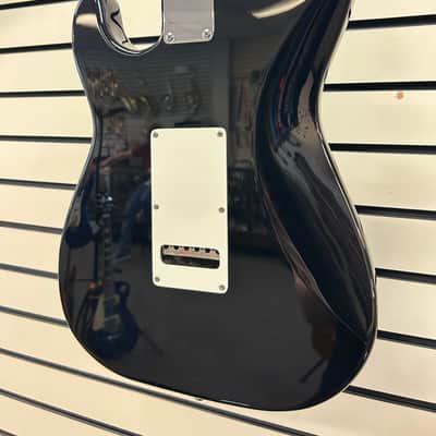 G&L Tribute Series Legacy with Maple Fretboard 2010 - Present - Gloss Black image 4