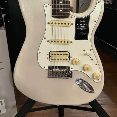 Fender Player II Stratocaster HSS 2024 - White Blonde, Rosewood Fingerboard/ 6lbs. 11.2oz. #MXS24050514 image 3