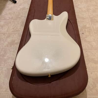 Fender MIJ Traditional '60s Jaguar 2025 Collection 2025 - White Pearl image 13