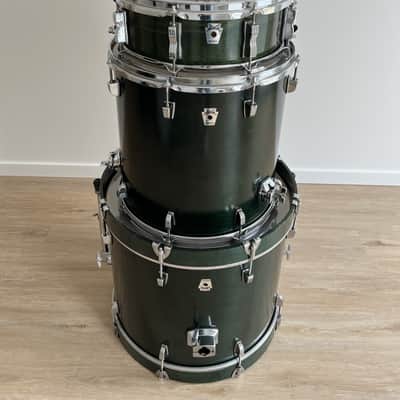 Ludwig Classic Maple 8x10" / 14"x5" / 16"x16" / 15x20" Drum Set image 7