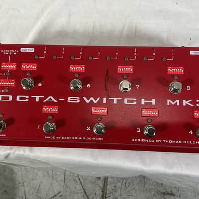 Carl Martin Octa-Switch MK3 - Red image 1