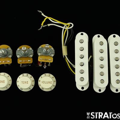 USED PICKUPS POTS KNOBS + SWITCH Stratocaster Fender MIM Strat image 1