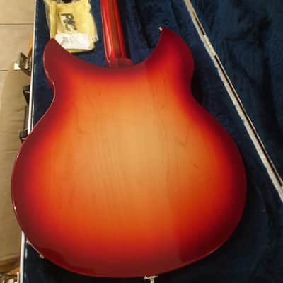 Rickenbacker 330 fire glo 2010 image 6