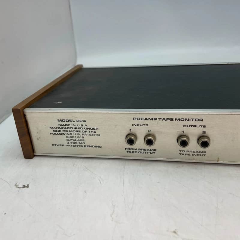 DBX Model 224 Type II Stereo Tape Noise Reduction System FOR PARTS