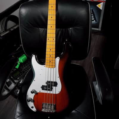 SX Precision P-Bass - Left-Handed - Lefty - Short Scale 2010 Sunburst image 1