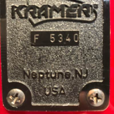 Kramer Baretta I 1987 Candy Red Serial No  F 5340 image 17