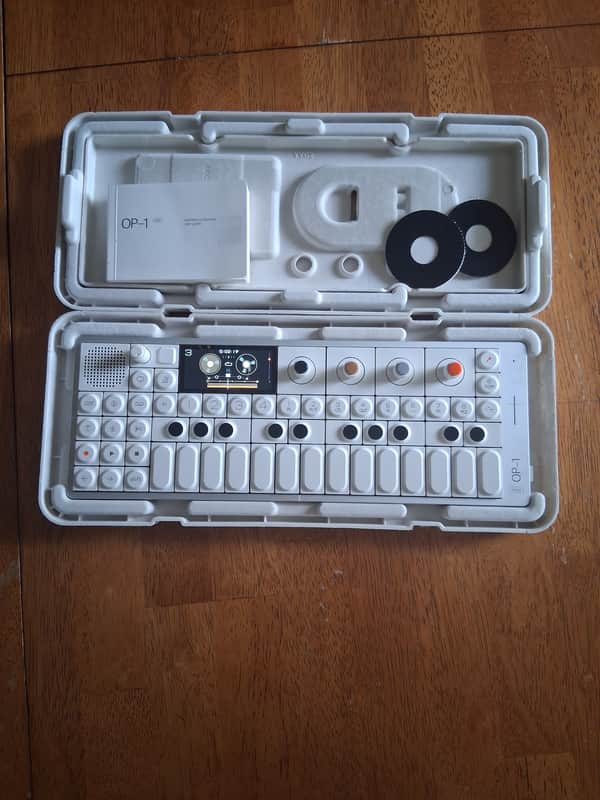 Teenage Engineering OP-1 Field Portable Synthesizer Workstation 2022 - Present - White image 1