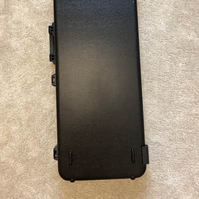Fender 099-6102-306 Deluxe Molded Strat / Tele Case 2010s - Black image 2
