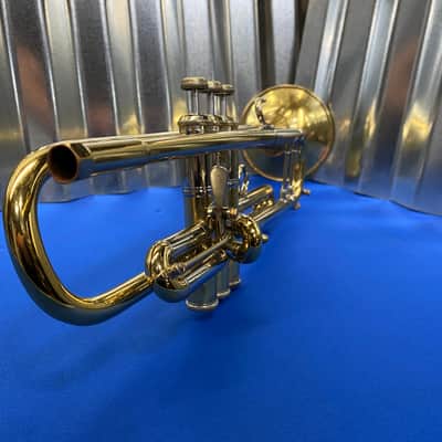 USED Bach Stradivarius 37 Bb Trumpet image 7