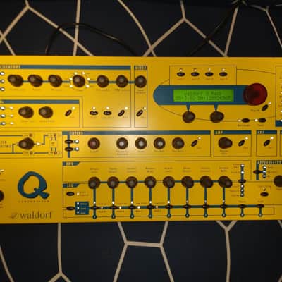 Waldorf Q rack 16 voices with card memory