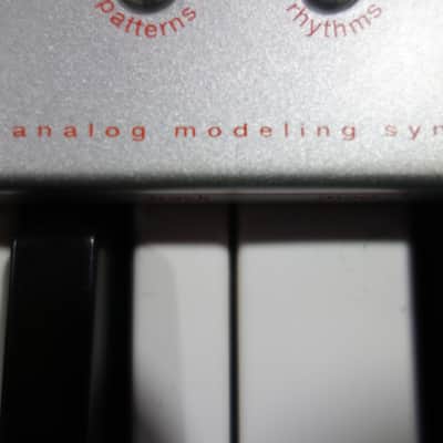 Alesis Micron 2000s - Silver image 17