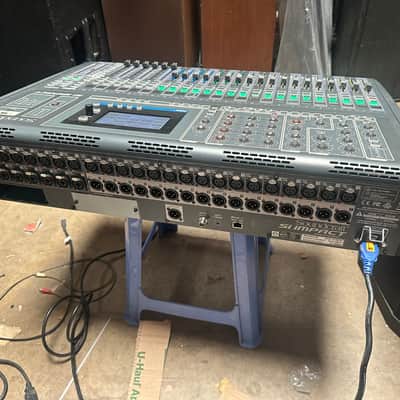 Soundcraft Si Compact 32-Channel Digital Mixer 2000s - Black image 2