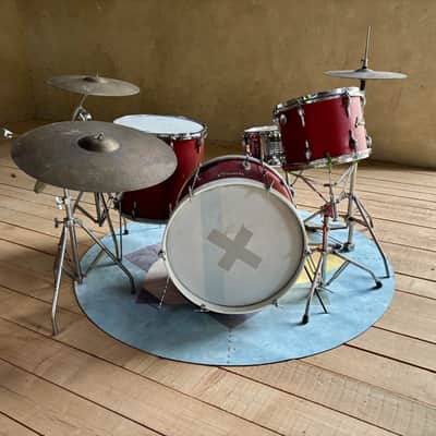 Amati Drum Set complete image 3
