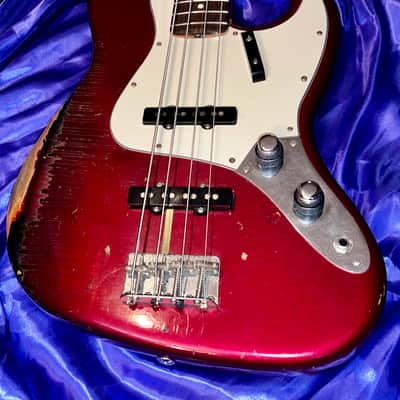 1984 Fender Fullerton Reissue 1962 Jazz Bass Factory Candy Apple Red over Three Tone Burst image 9