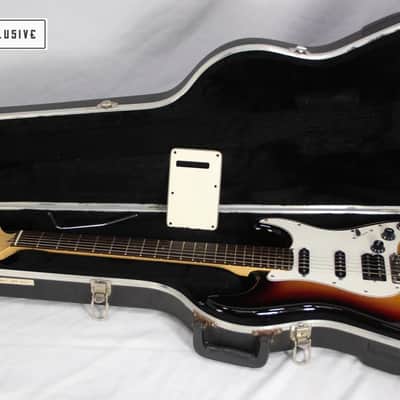 Fender American Deluxe Stratocaster HSS Sunburst image 11