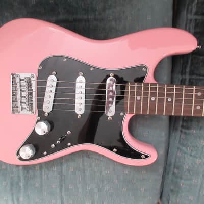 ~Cashified~ Fender Squier Stratocaster Mini, Optional Bridge Humbucker image 1